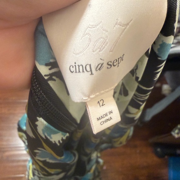 Cinq à Sept Multicolor Floral Midi Dress size 12 - Picture 6 of 7